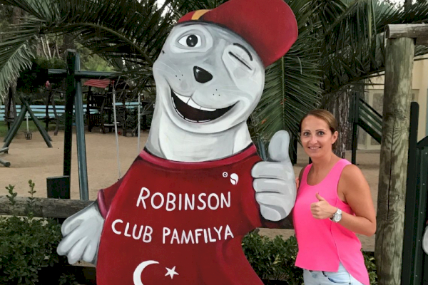 ROBINSON Club Pamfilya - We are Family!